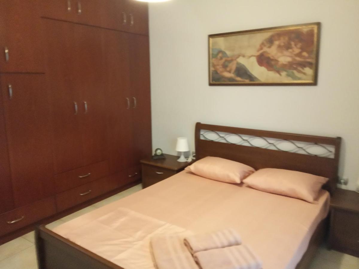 Isavrou Apartment Komotini Exterior foto